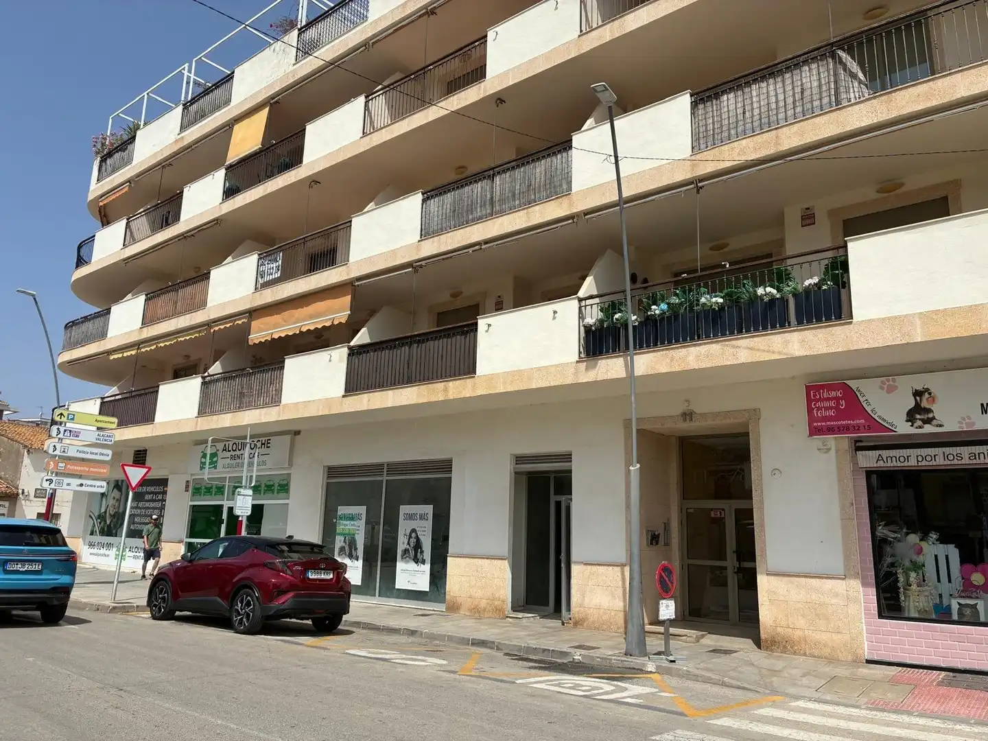 Exterior view of Commercial properties for sale in Dénia  with Air Conditioner