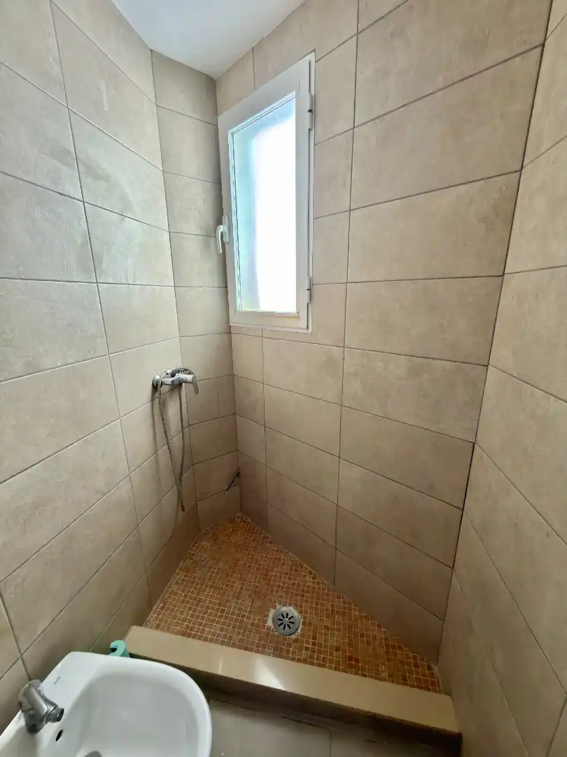 Badezimmer von Wohnung zum Verkauf in Vilamarxant mit Klimaanlage und Balkon