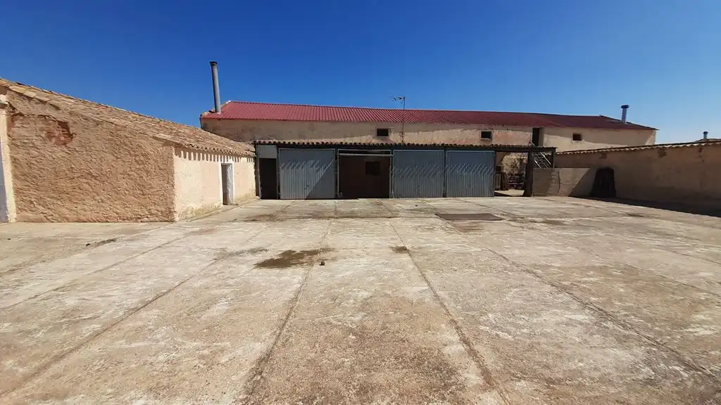 Vista exterior de Finca rústica en venta en Munera