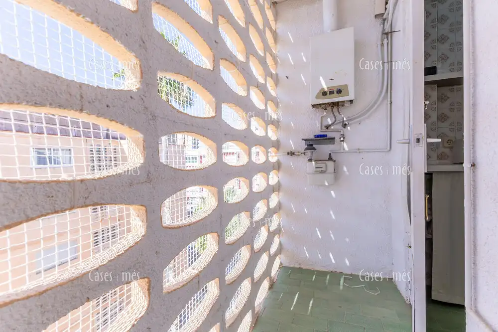 Vista exterior de Apartamento en venta en La Pobla de Farnals con Terraza, Amueblado y Piscina comunitaria