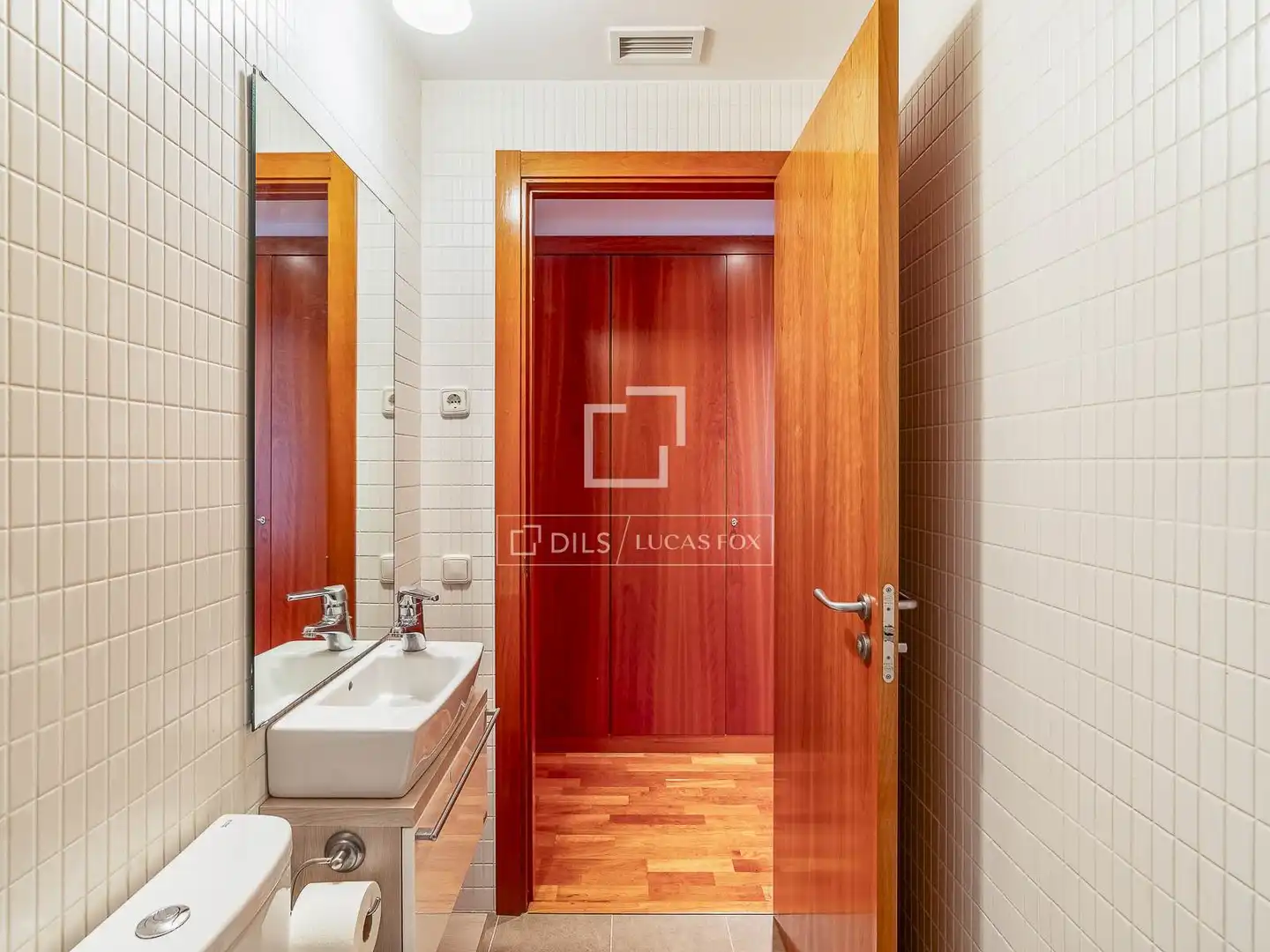 Baño de Piso en venta en Barcelona con Aire acondicionado, Calefacción y Parquet