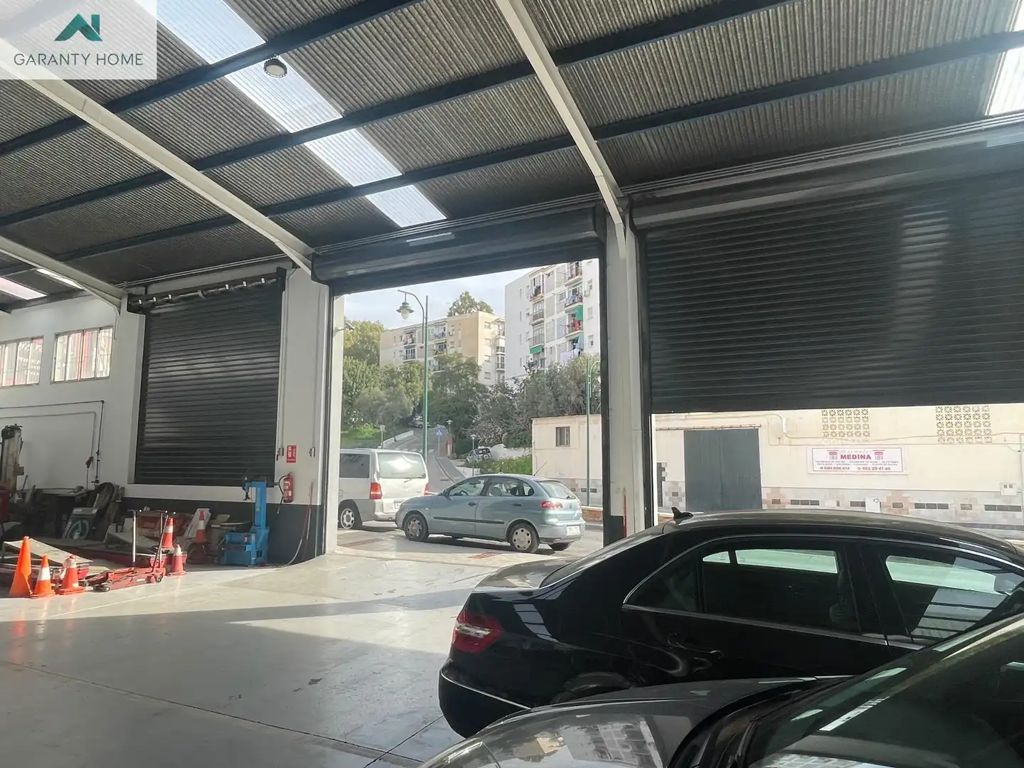 Parking de Nave industrial de alquiler en Málaga