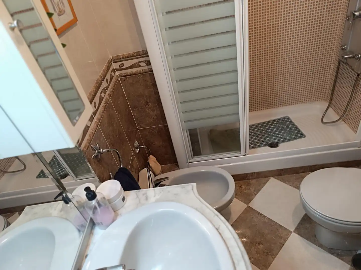 Baño de Piso en venta en Fuenlabrada con Calefacción, Jardín privado y Terraza