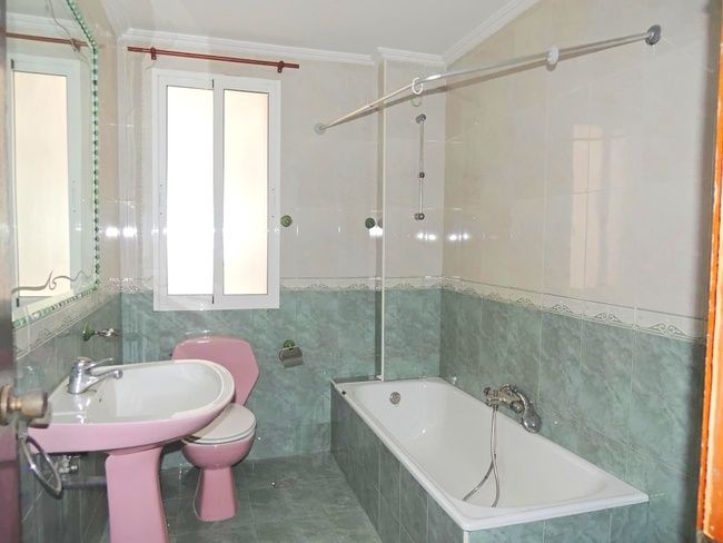 Bany de Pis en venda en Linares