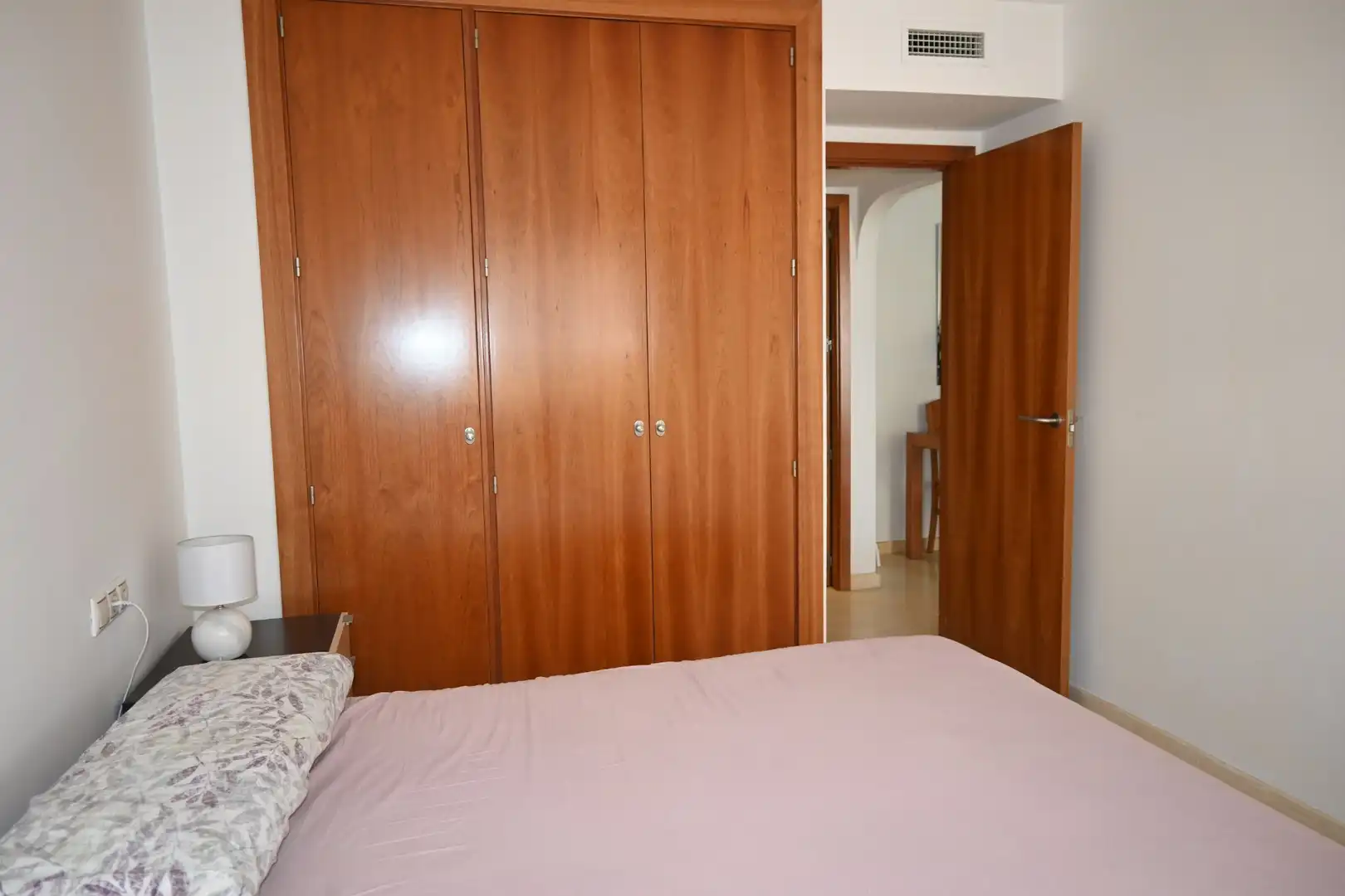 Dormitori de Apartament en venda en La Manga del Mar Menor amb Aire condicionat, Calefacció i Terrassa
