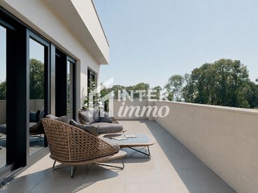 Casa con piscina en venta en Carrer HUELVA 10