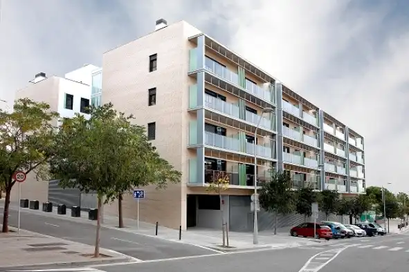 Parking with lift for sale in C/ Països Catalans, imagen 2