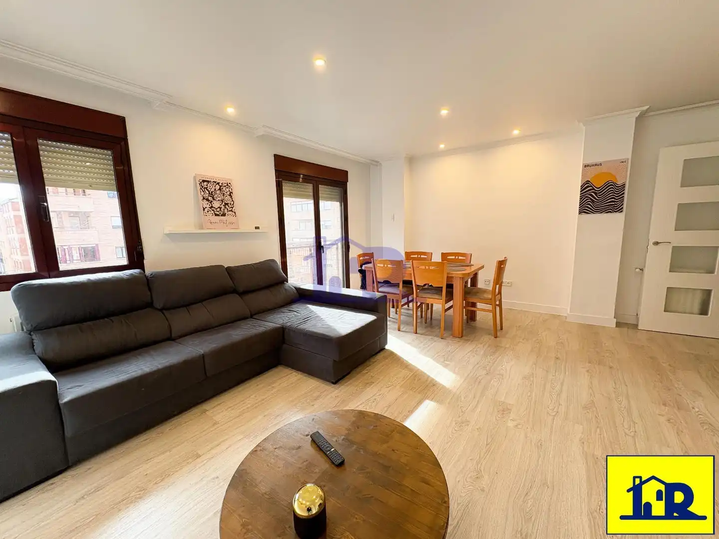 Living room of Flat for sale in Cuenca Capital  with Heating and Storage room