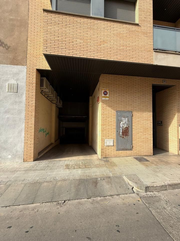 Garaje de alquiler en  Lleida Capital