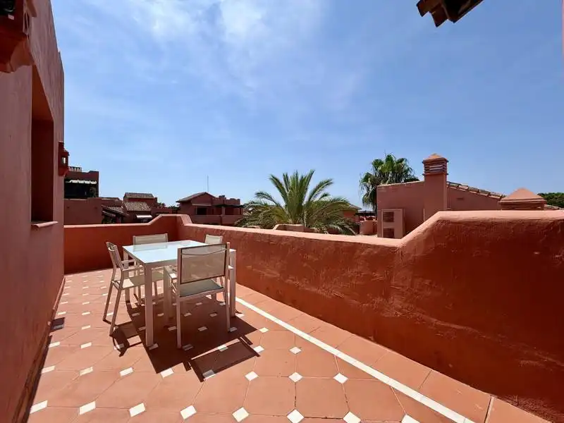 Terrassa de Àtic de lloguer en Marbella amb Aire condicionat, Calefacció i Terrassa