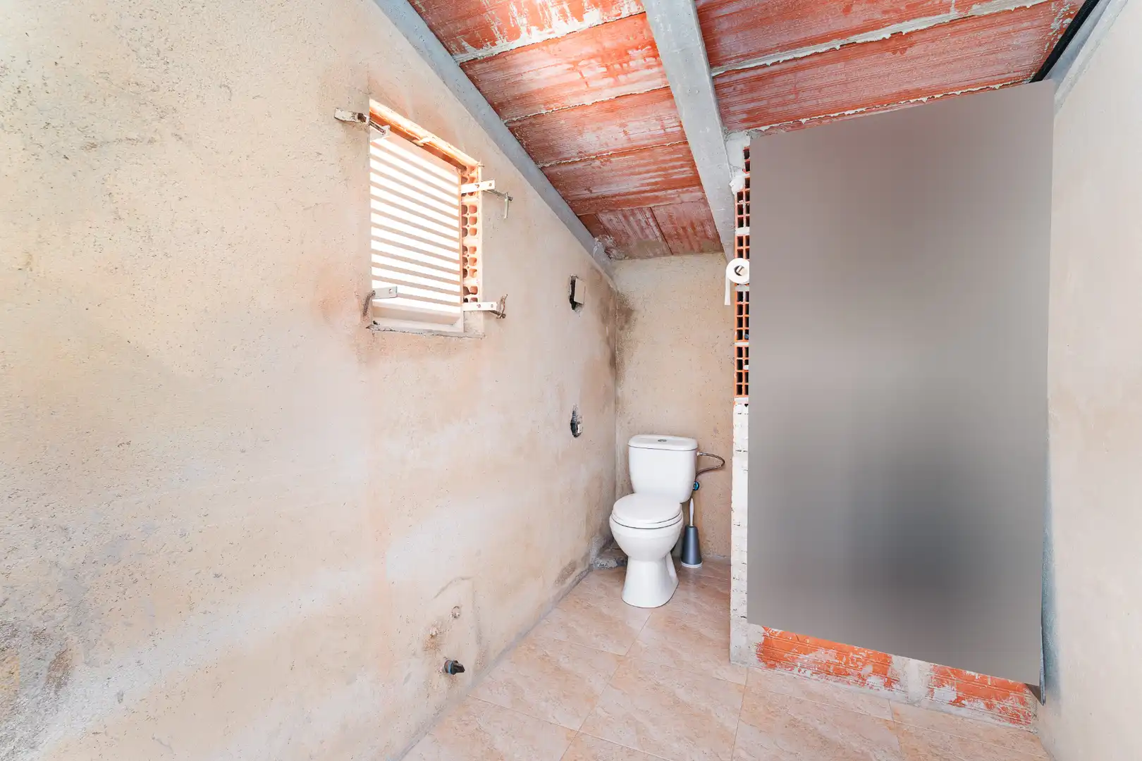 Bany de Casa o xalet en venda en Castellet i la Gornal amb Jardí privat, Terrassa i Moblat