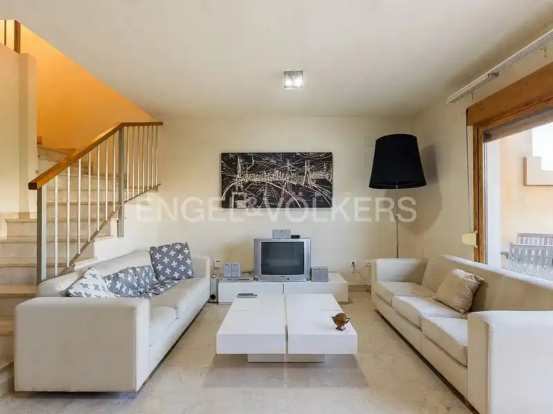 Casa o xalet de lloguer a Chiva, Valencia