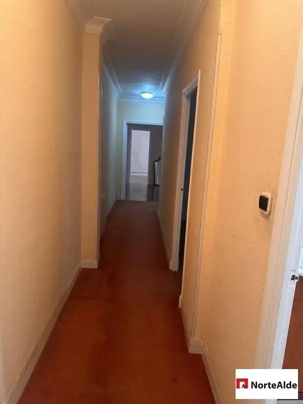 Piso en venta en Barakaldo  con Calefacción, Trastero y Balcón