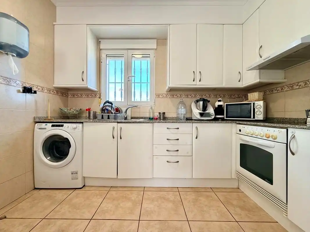 Cocina de Casa o chalet en venta en Els Poblets con Aire acondicionado, Calefacción y Jardín privado