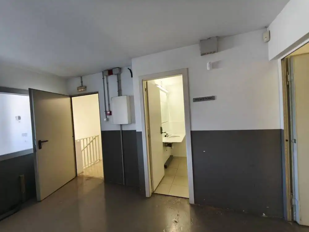 Industrial building to rent in Almeda - El Corte Inglés, imagen 22