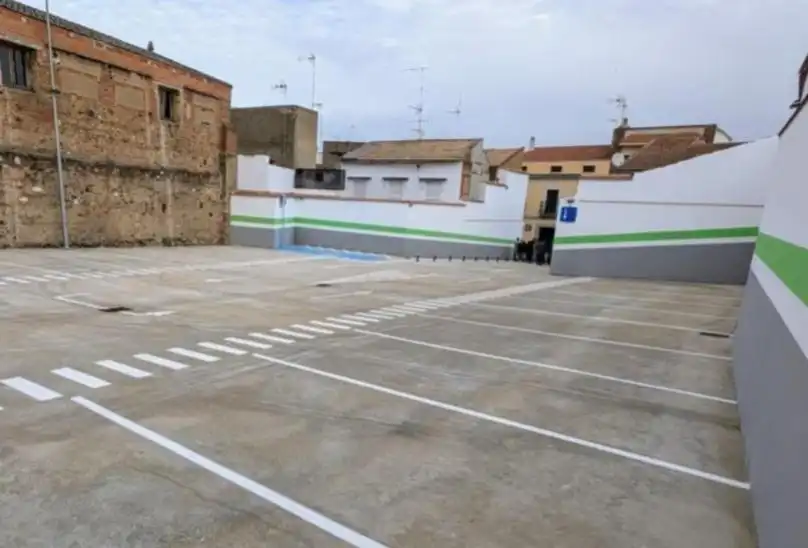 Parkplatz von Garage zur Miete in Palamós