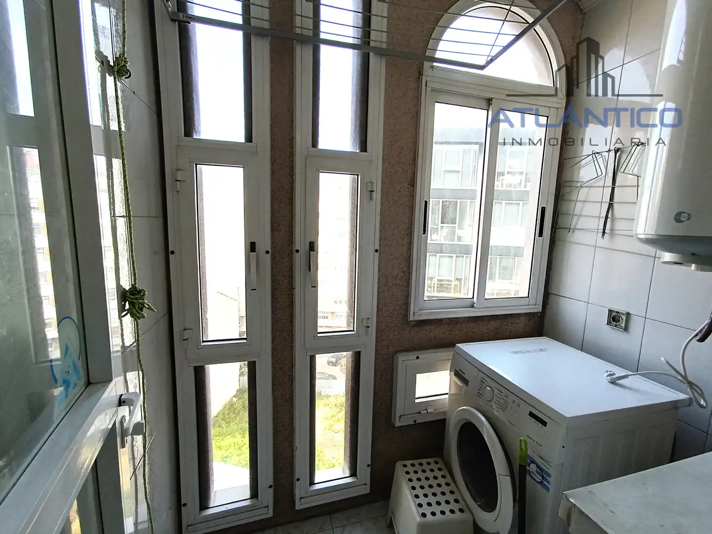 Terraza de Apartamento en venta en A Coruña Capital  con Parquet, Trastero y Amueblado