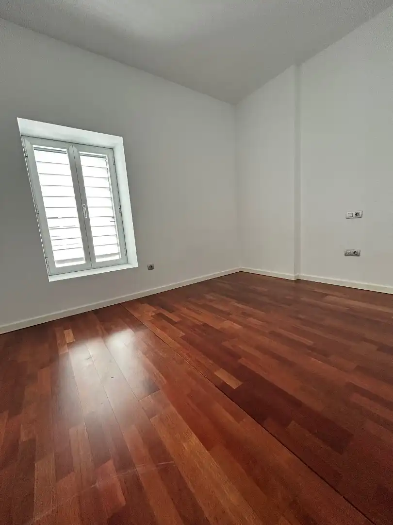 Dúplex de alquiler en Sevilla con Aire acondicionado, Calefacción y Parquet