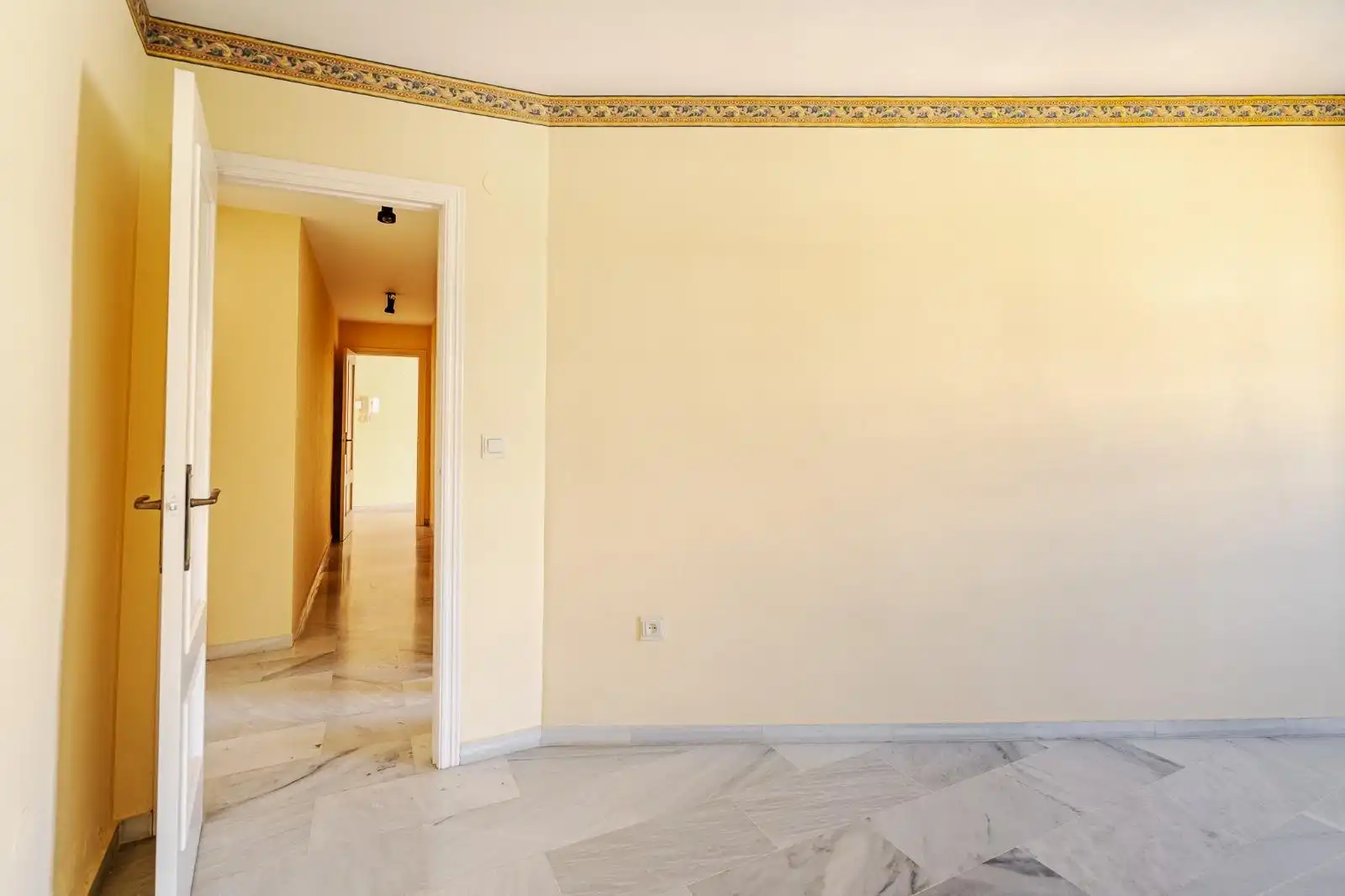 Apartment with lift for sale in Avenida Avenida Andalucía, imagen 14