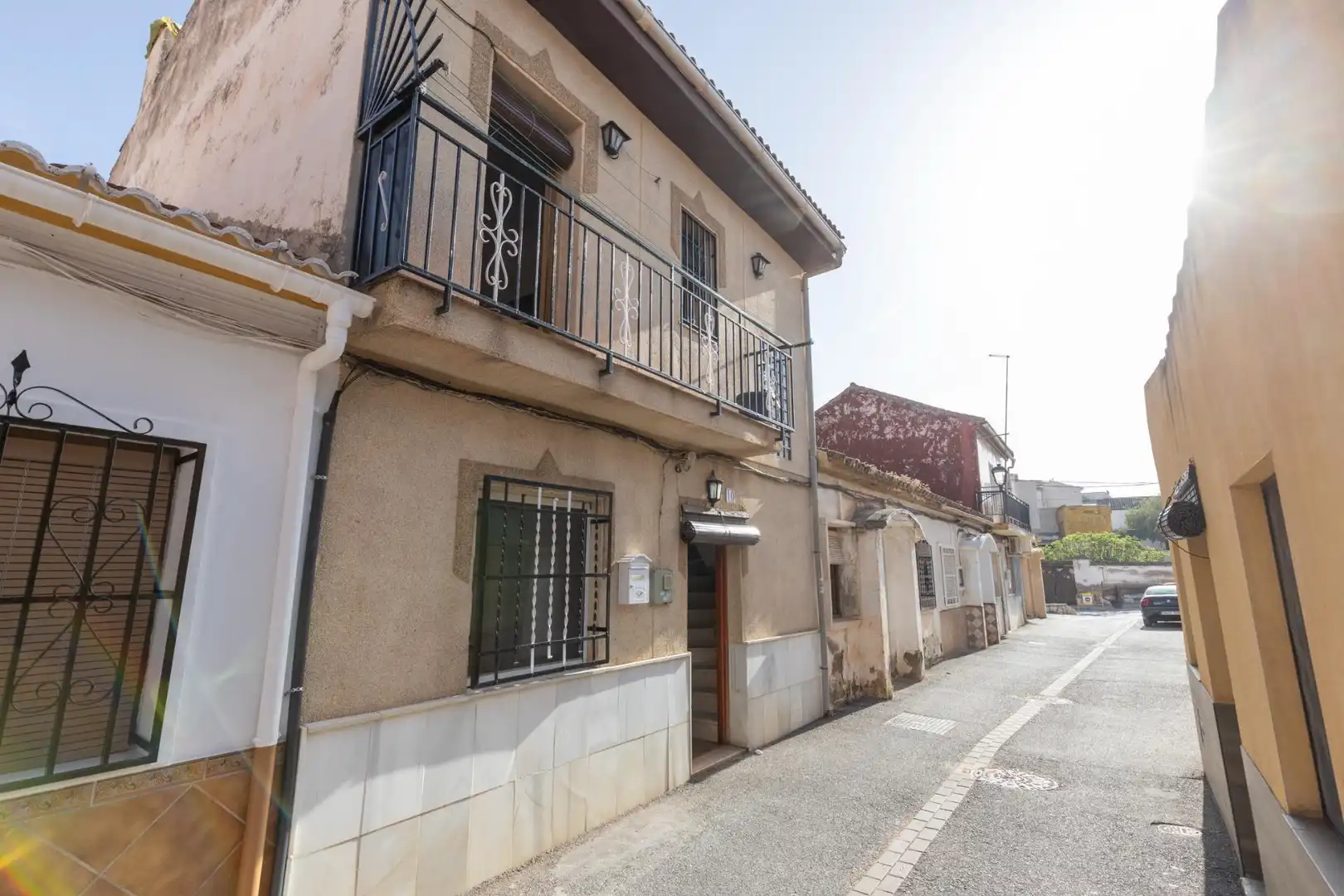 Vista exterior de Finca rústica en venda en Villa de Otura amb Aire condicionat, Terrassa i Traster