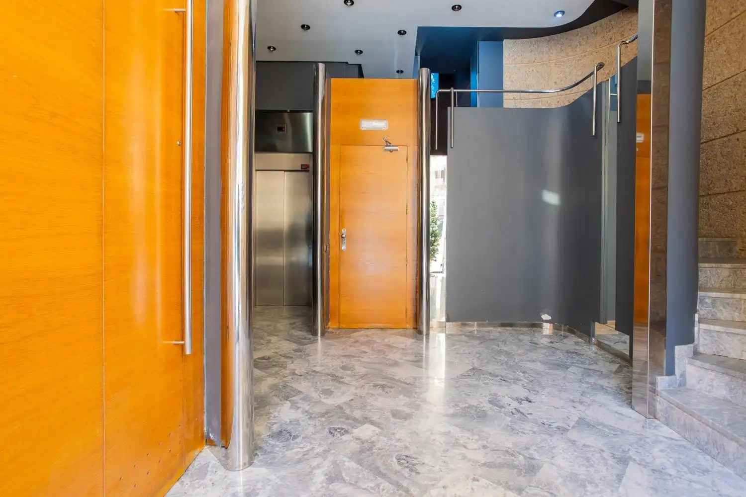 Flat for sale in Murcia  with Air Conditioner, Terrace and Storage room