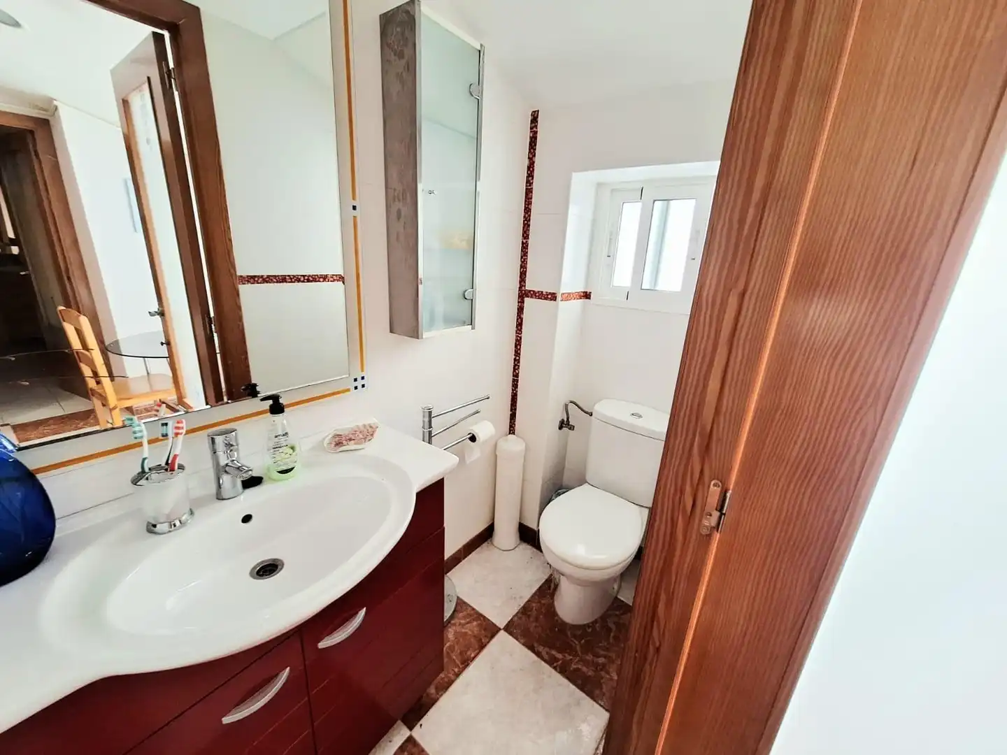 Bathroom of Houses for sale in Carcaixent  with Air Conditioner