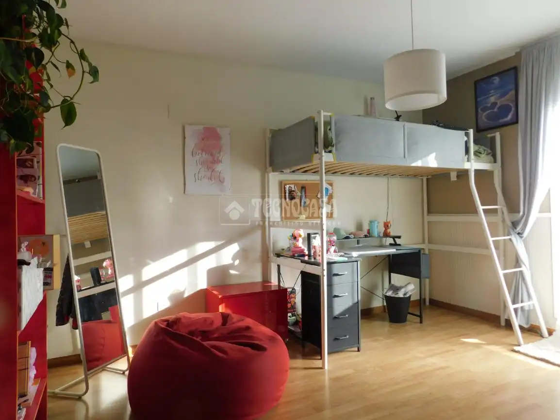 Schlafzimmer von Einfamilien-Reihenhaus zum Verkauf in Villanueva de Gállego