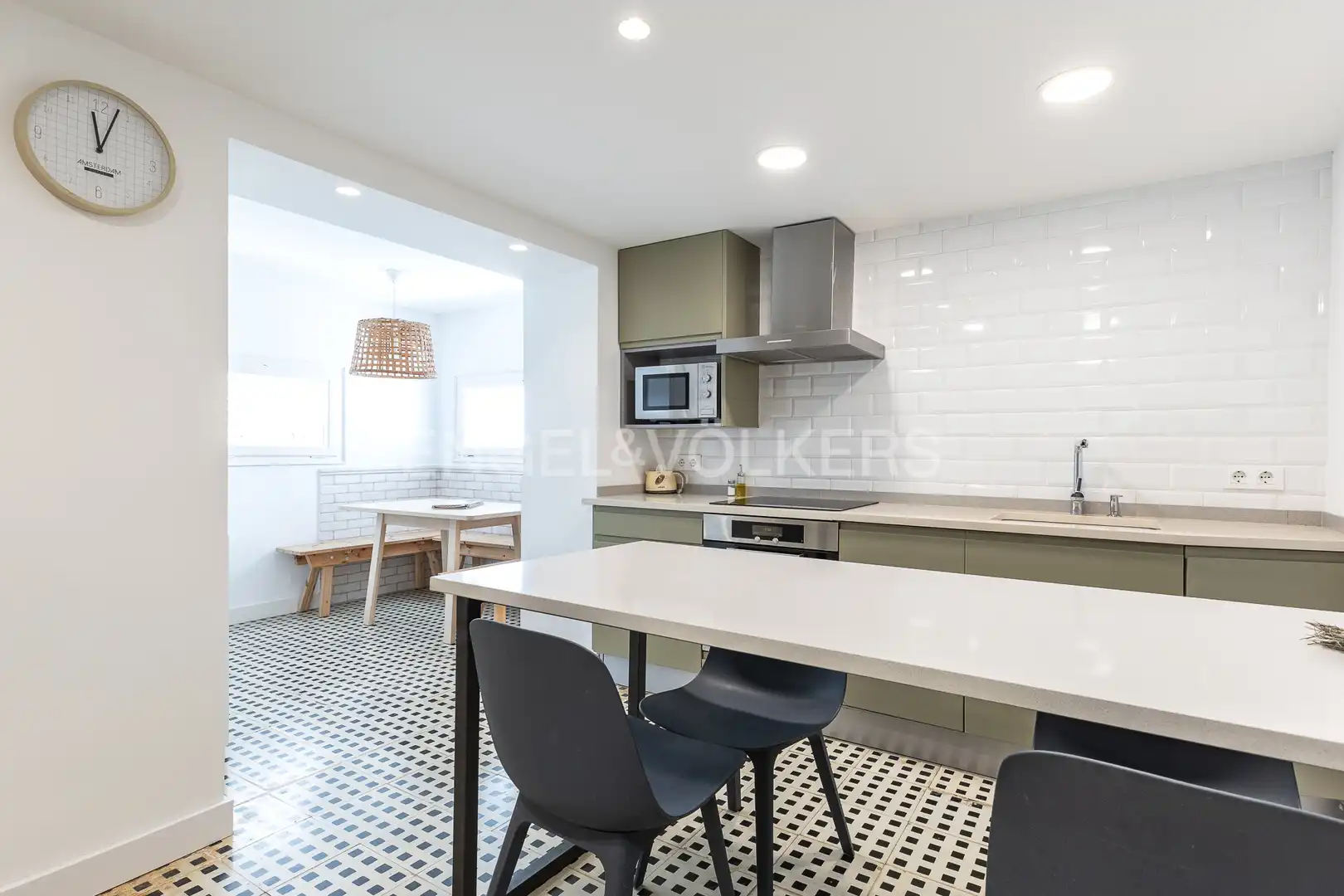 Cuina de Apartament de lloguer en Caldes d'Estrac amb Calefacció, Jardí privat i Terrassa
