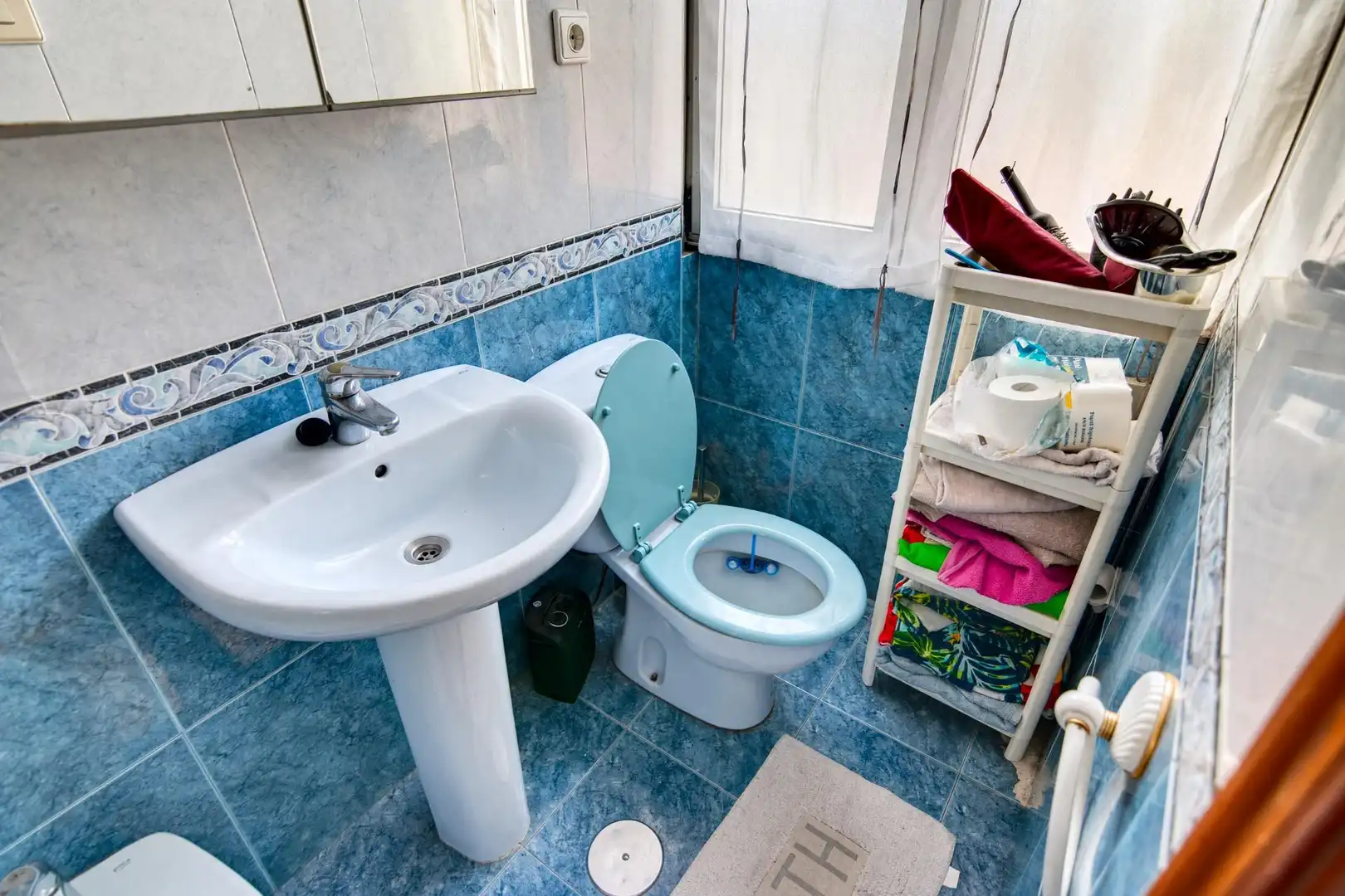 Badezimmer von Wohnung zum Verkauf in Aller, Asturias
