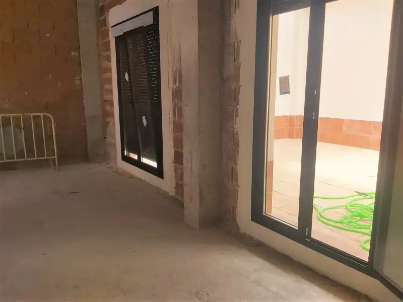 Local comercial de lloguer a Tomelloso, imagen 2
