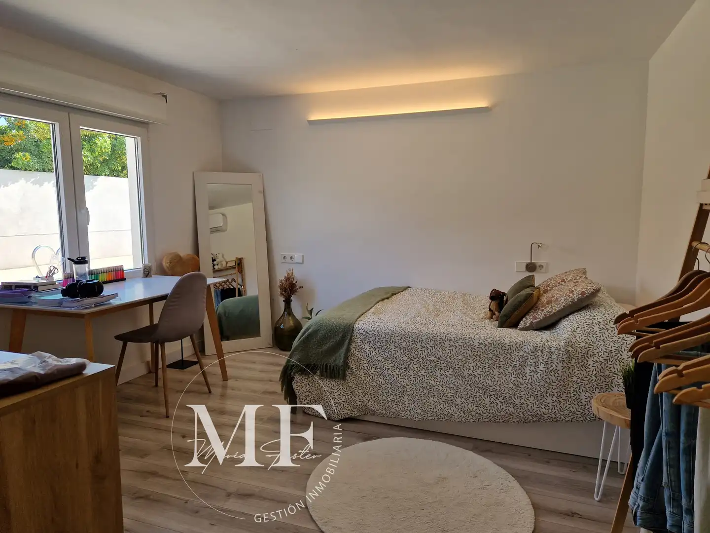 Bedroom of Houses for sale in Mutxamel  with Air Conditioner, Heating and Private garden