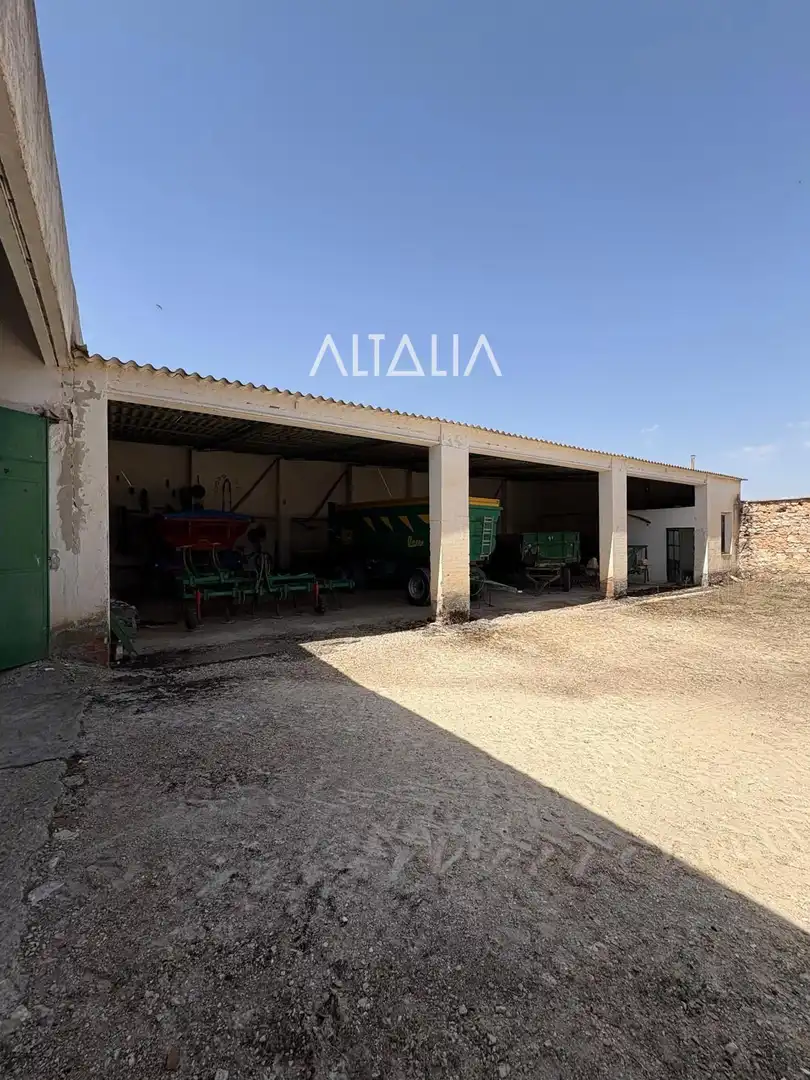 Nau industrial en venda en Pozorrubio de Santiago