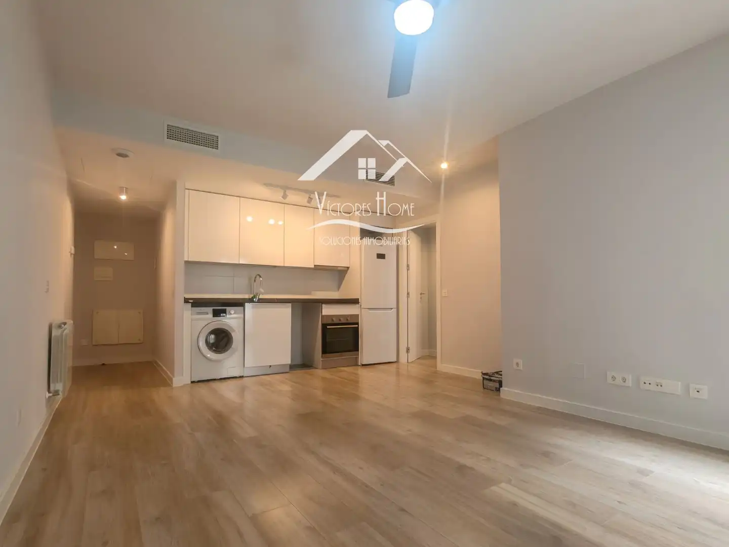 Kitchen of Flat for rent in Madrid  with Heating, Storage room and Swimming Pool