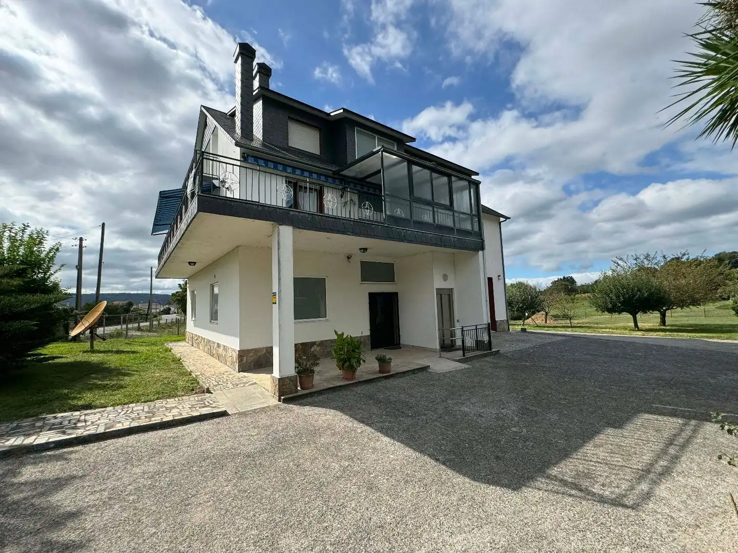 Exterior view of Houses for sale in Silleda, Pontevedra
