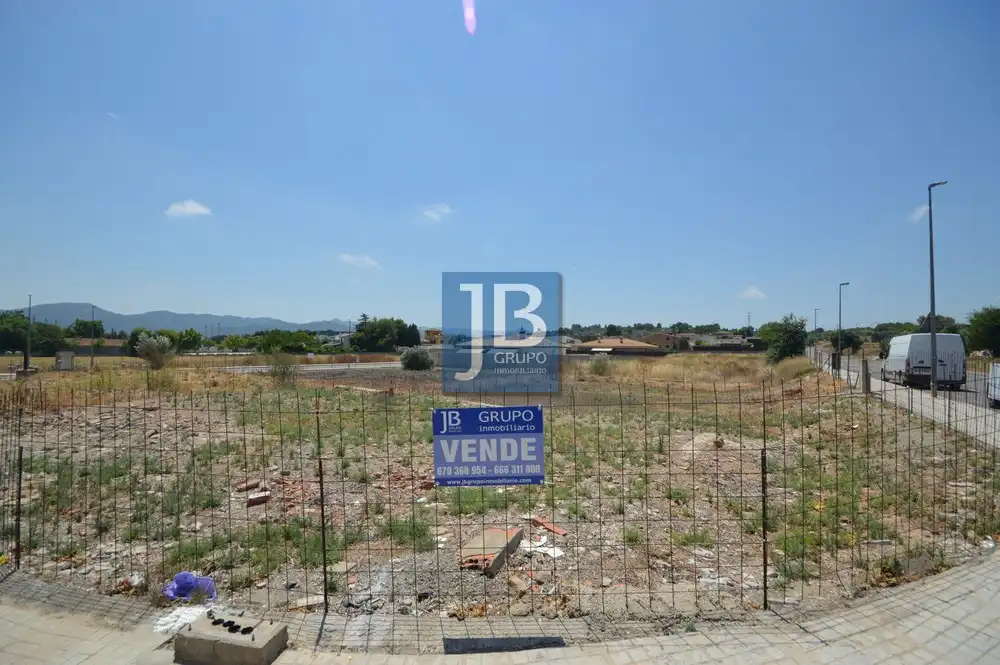 Terreny residencial en venda a Avenida Castella, imagen 7