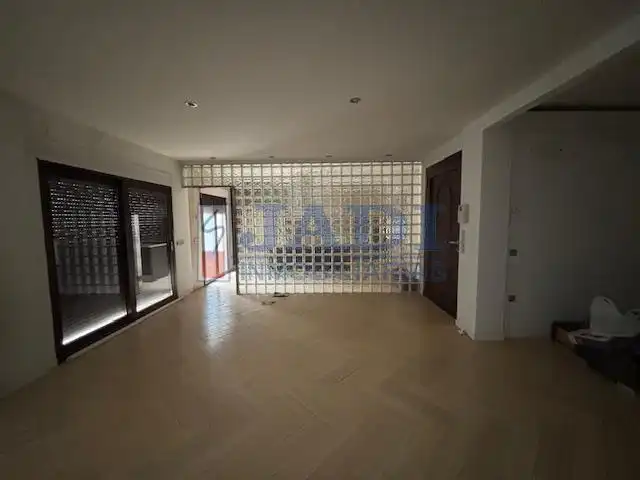 Houses for sale in Valdepeñas  with Air Conditioner, Heating and Terrace