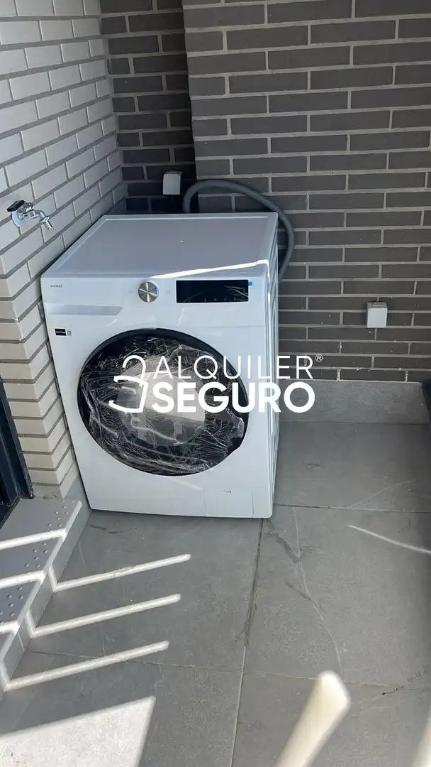 Piso de alquiler en Valladolid con Calefacción, Terraza y Trastero