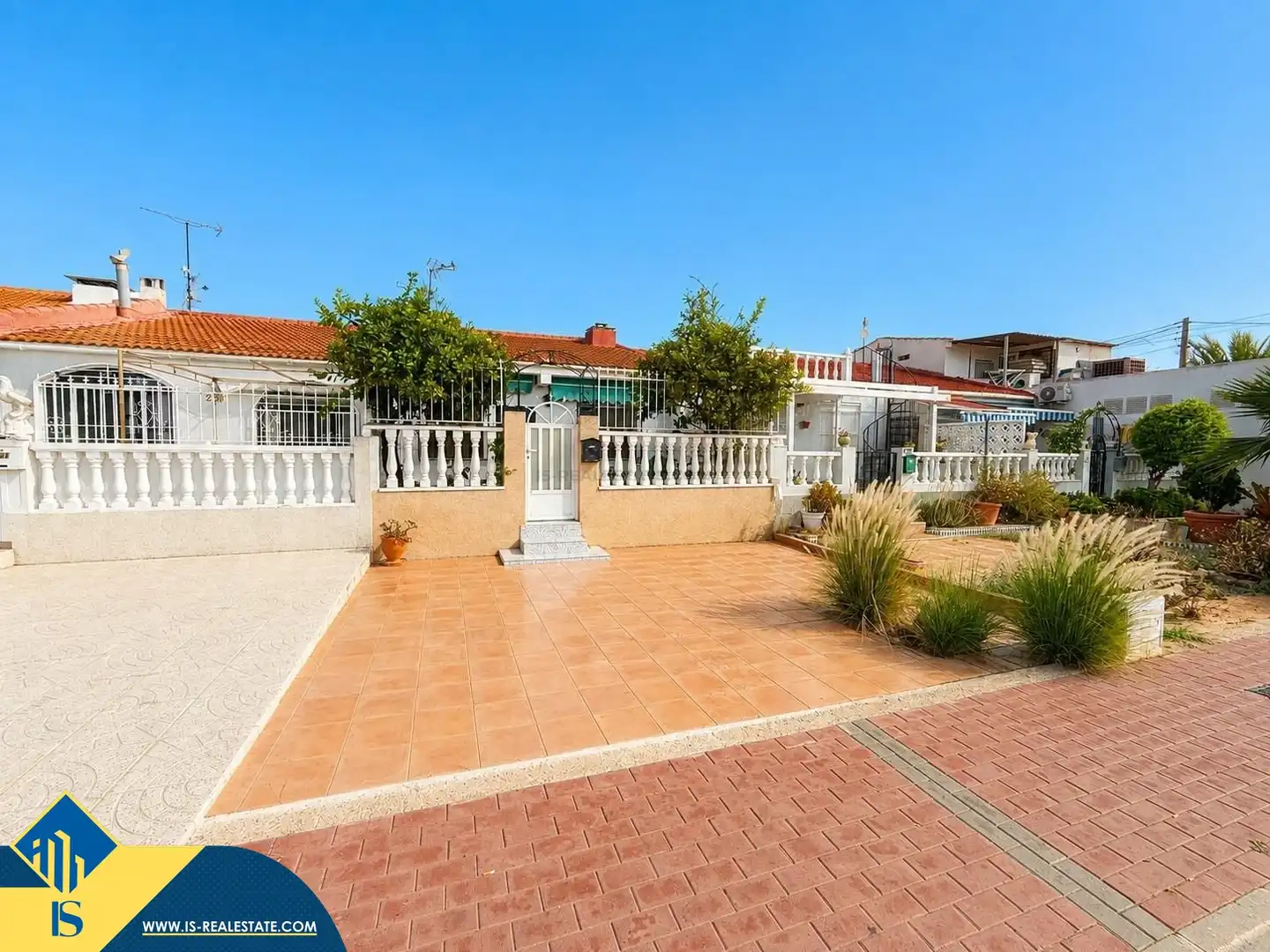 Bungalow en venta en Zona Carrefour - Urbanizaciones