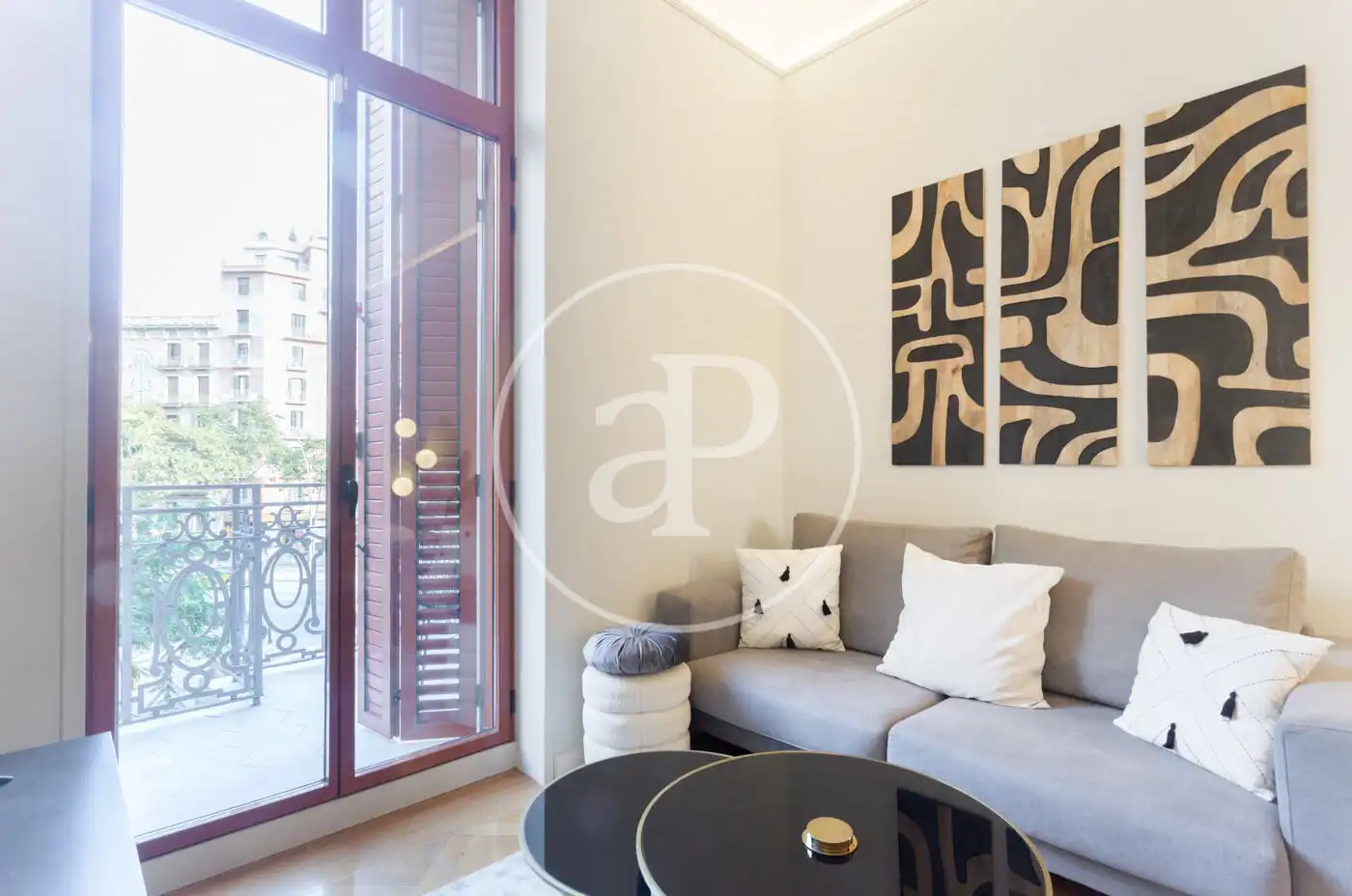 Wohnung zur Miete in Gran Via de les Corts Catalanes, Dreta de l'Eixample