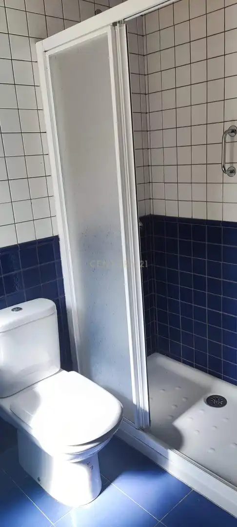 Bathroom of Houses for sale in Baños de Montemayor  with Air Conditioner, Balcony and Alarm