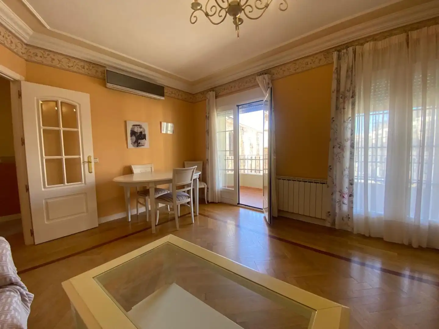 Habitación de Piso en venta en Valdepeñas con Aire acondicionado, Calefacción y Parquet
