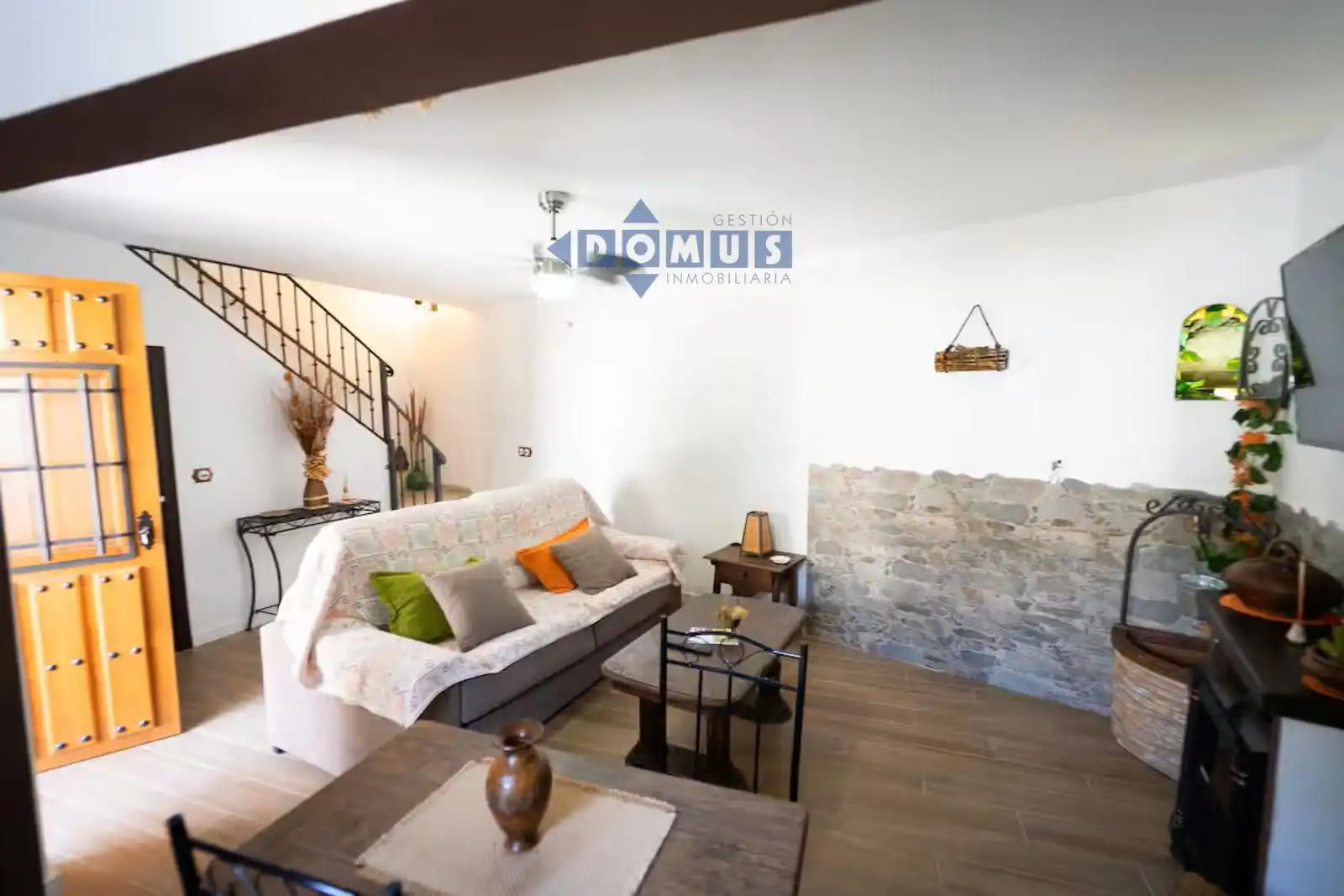 Sala de estar de Casa o chalet en venta en Setenil de las Bodegas con Amueblado