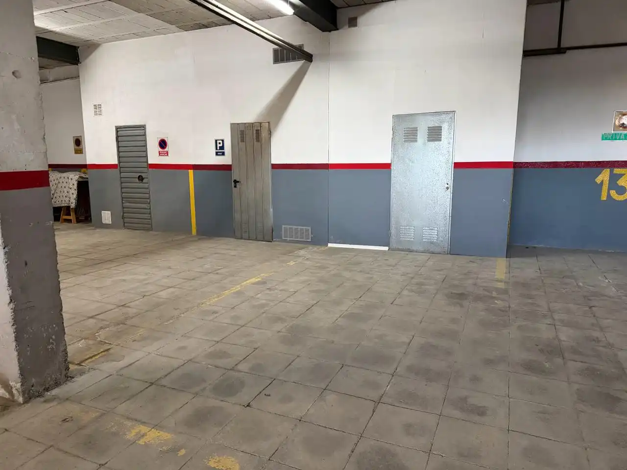 Parking de Piso en venta en Alp con Calefacción, Terraza y Trastero