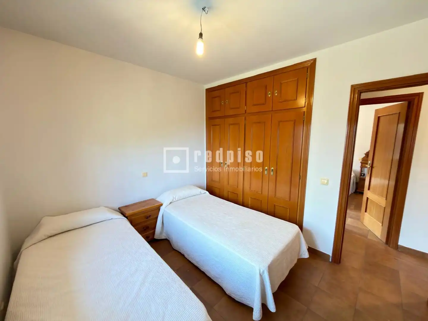 Dormitori de Casa o xalet en venda en Valdemorillo amb Calefacció, Jardí privat i Terrassa