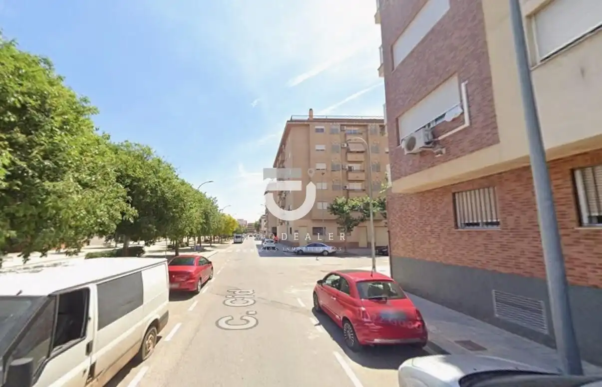 Vista exterior de Pis en venda en Aldaia amb Terrassa i Balcó