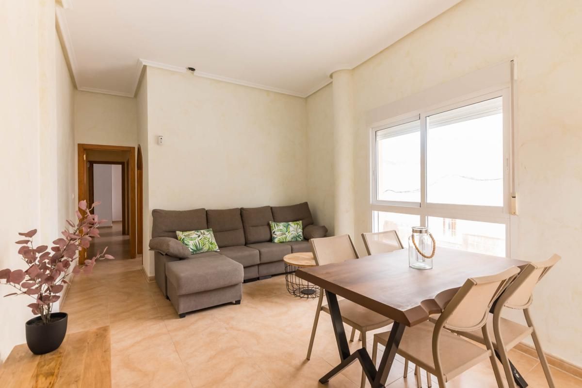 Sala d'estar de Planta baixa en venda en Abanilla amb Calefacció, Terrassa i Moblat