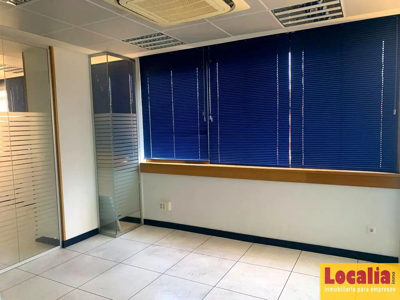 Office for rent in Valladolid  with Air Conditioner