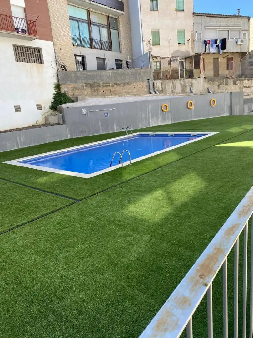Piscina de Pis en venda en Manresa amb Calefacció, Piscina i Moblat