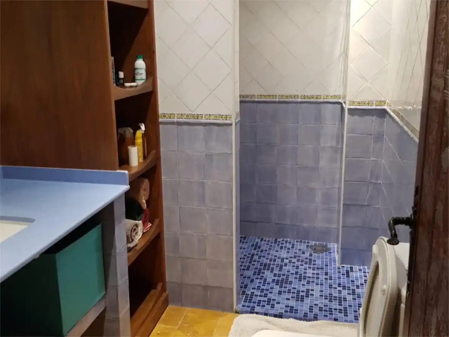 Bany de Pis de lloguer en Padul amb Aire condicionat, Parquet i Traster