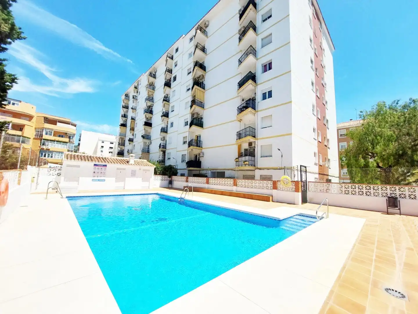 Piscina de Piso en venta en Benalmádena con Aire acondicionado, Terraza y Piscina comunitaria